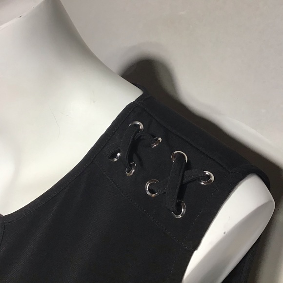 CALVIN KLEIN SLEEVELESS TOP SHOULDER DETAIL - Picture 2 of 5
